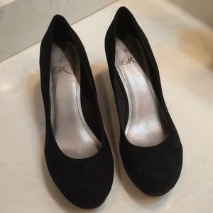 It’s OK Black heels